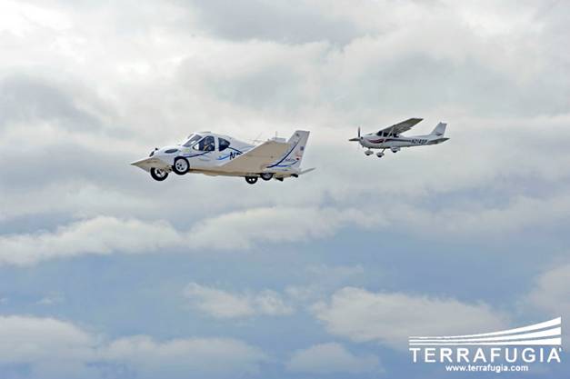 terrafugia flying car