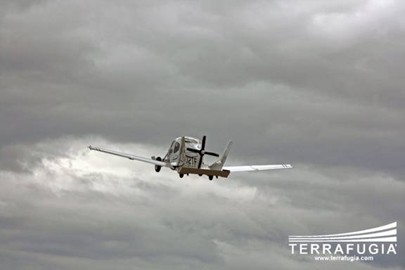 terrafugia flying car