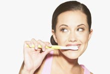 brush teeth gums